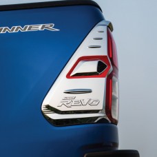ΔΙΑΚΟΣΜΗΤΙΚΟ ΦΑΝΟΥ ΣΤΟΠ TOYOTA HILUX REVO '15- (ΣΕΤ)